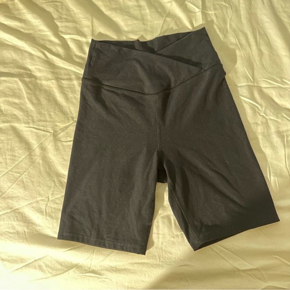 Abercrombie Black High-Waisted Biker Shorts